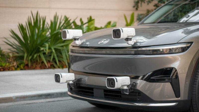 Die rolle von sensoren und kameras in modernen fahrzeugen
