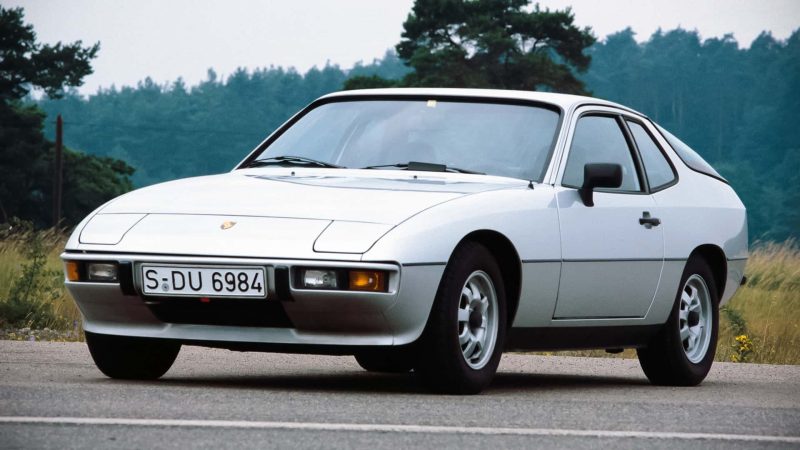 Entdecken Sie die faszinierende Geschichte der Porsche 924: Das Modell, das Porsche revolutionierte!