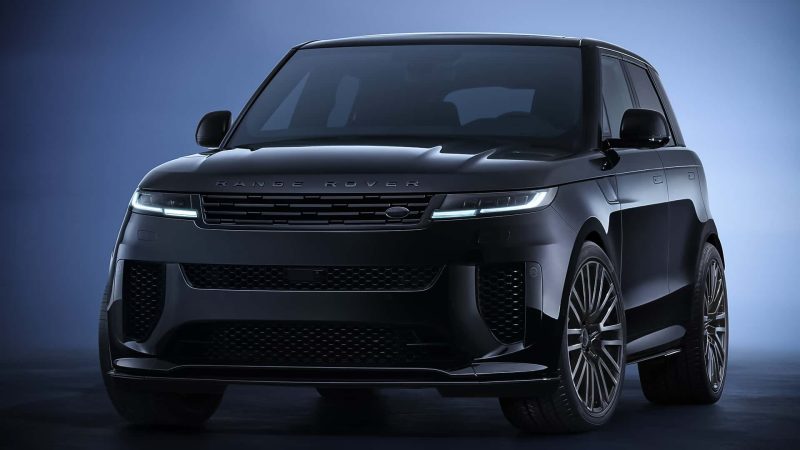Unglaublich finster: Range Rover Sport SV Black mit 635 PS im komplett schwarzen Gewand – Luxus, der Gänsehaut macht!