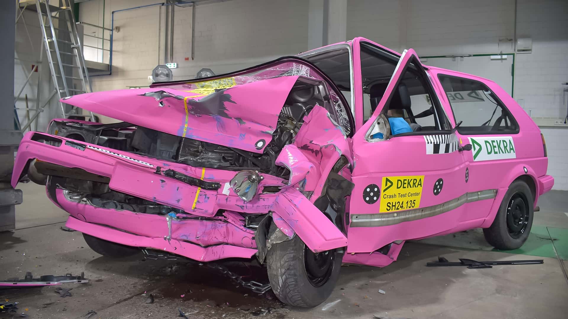 Schock-Crashtest: VW Golf II von 1989 im Vergleich – Sie werden nicht glauben, wie unsicher er war!