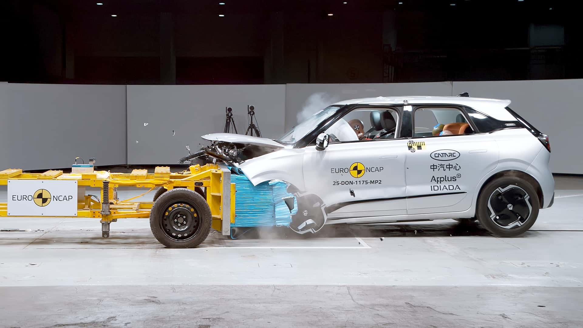 Euro NCAP Oktober 2025: Diese überraschenden Crash-Test-Flops stürzen ab, während 15 Models 5 Sterne sammeln!