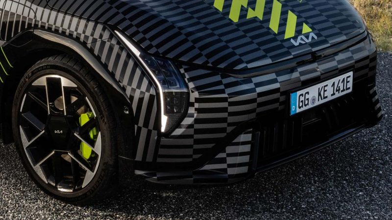 Unfassbar: Erste Fotos der Kia EV4 GT enthüllen das geheime Sport-Monster!