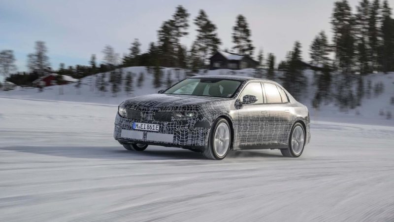 Neue BMW i3 sprengt Grenzen: 800 km Reichweite & 400 kW Schnellladen – jetzt alle Details!