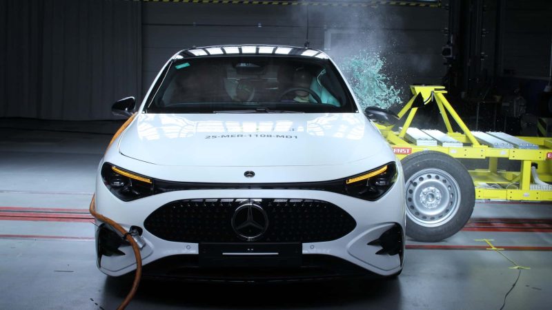 Mercedes CLA dominiert die Crashtests – Überraschung: Diese Elektro‑SUVs schützen Insassen besser als gedacht