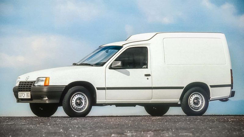 Opel Combo wird 40: Die überraschende Wandlung vom Kadett‑Ableger zum Multispace‑Wunder – das sollten Sie wissen