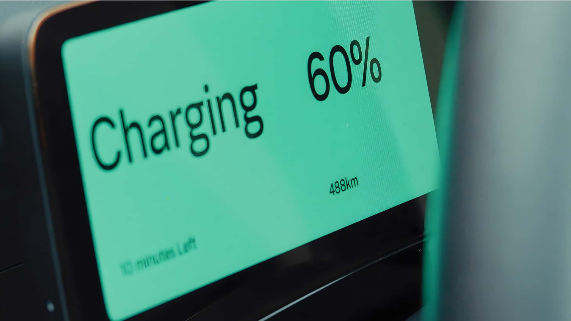 Kann eine Schrift Autofahrer retten? Volvo enthüllt „Centum“ – die ungewöhnliche Sicherheits‑Innovation, die jeder testen will