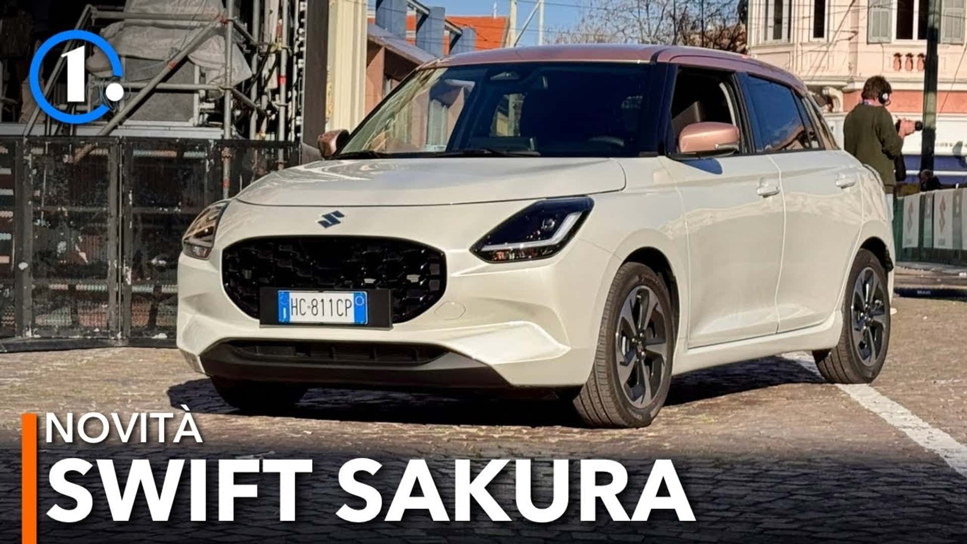 Suzuki Swift Hybrid Sakura: Lässt dieses zarte Roségold‑Design die Konkurrenz alt aussehen – und ist sie die 21.950 € wert?