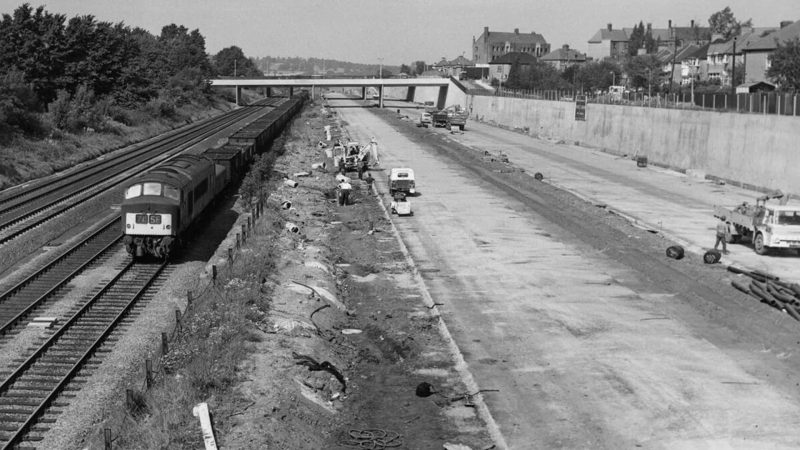 Britisches Bahn‑Debakel als Warnung: Was Deutschland riskiert, wenn es weiter Gleise streicht