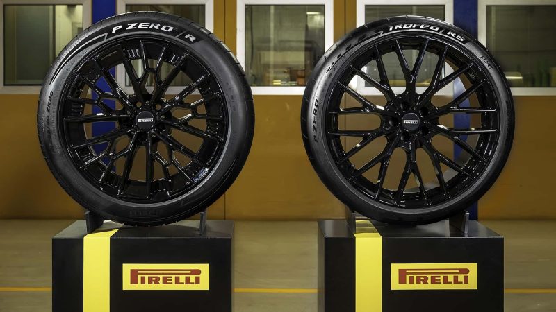 Pirelli macht Supersport‑Reifen für alle erhältlich: Wird Ihr Auto mit P Zero R oder Trofeo RS zur Rennmaschine?