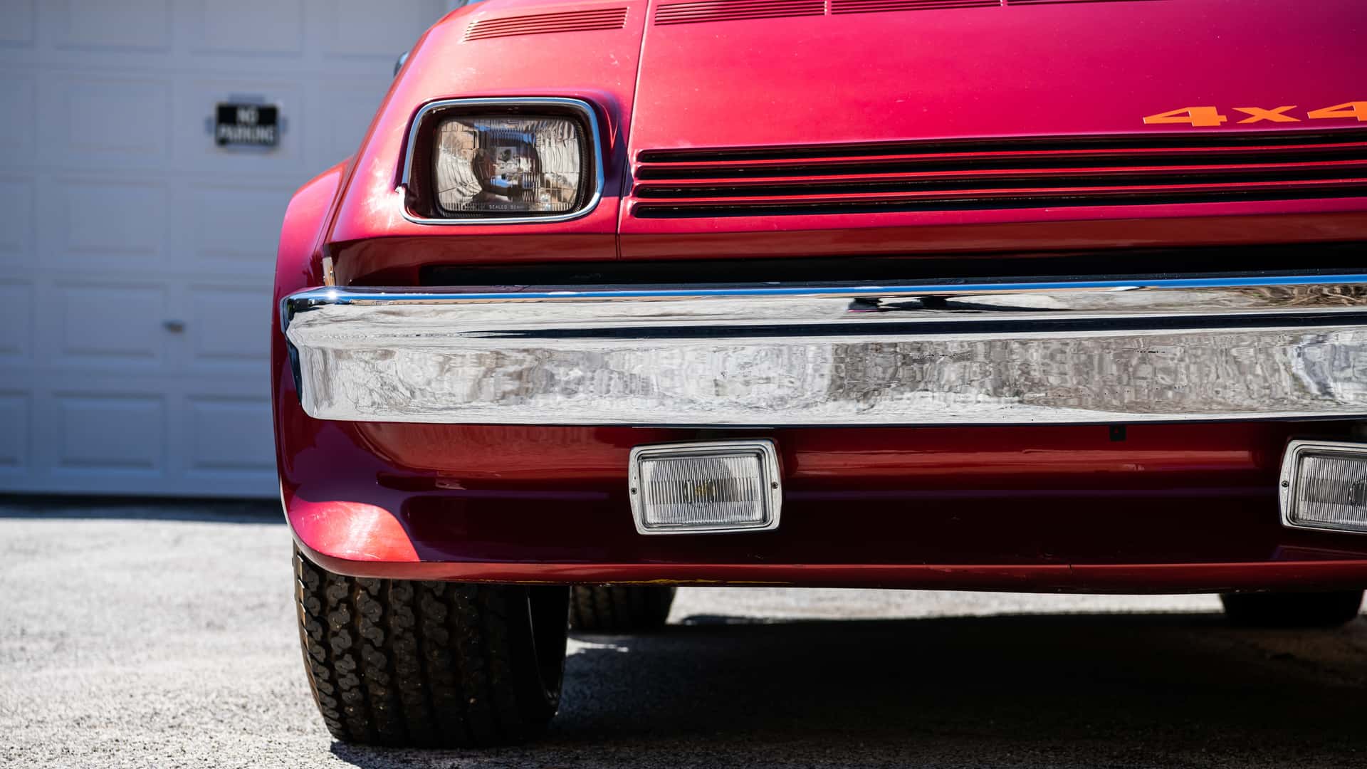 Dieser 70er‑Jahre‑Minivan hatte tatsächlich einen Holzrahmen – und wurde bei RM Sotheby’s für 60.000 € verkauft