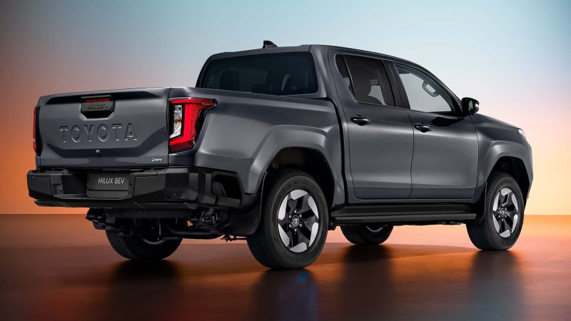 Der erste elektrische Toyota Hilux in Europa: Reichweite, Preis und Offroad‑Skills – ist das der Pickup, auf den Handwerker gewartet haben?