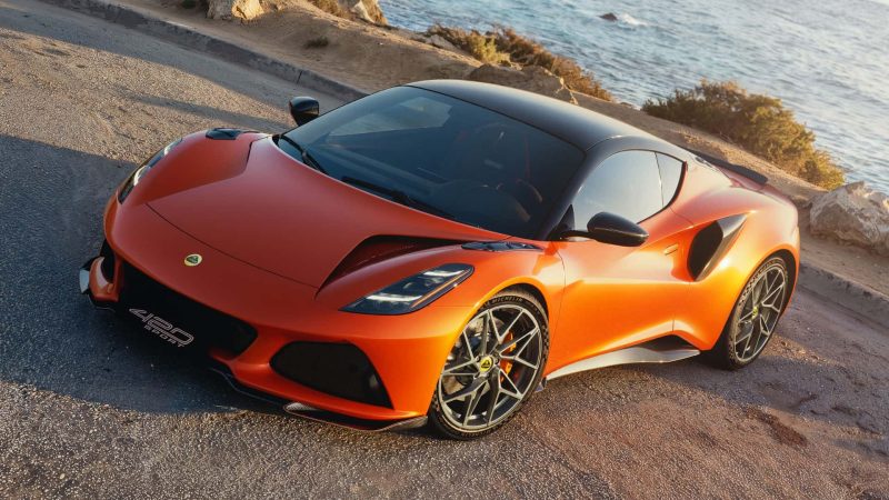 Lotus Emira 420 Sport entblößt: 420 PS, radikale Leichtbau‑Upgrades – ist sie die kompromisslose Straßen‑ und Track‑Waffe?