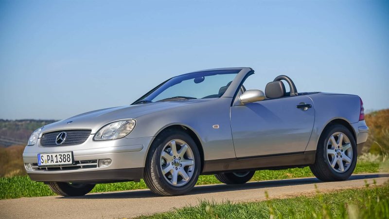 Die SLK, die Mercedes veränderte: Warum dieses kompakte Roadster‑Wunder auch heute noch begeistert