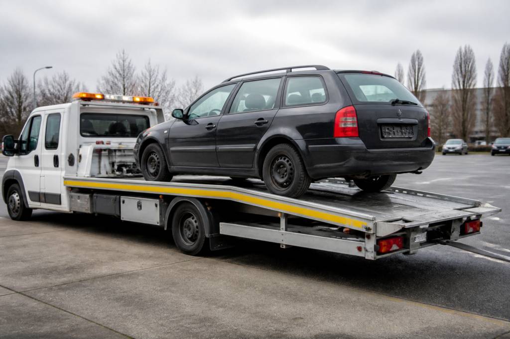 Abgemeldetes auto überführen ohne zulassung und kennzeichen