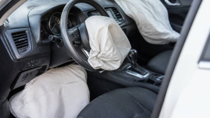 Airbag Takata: Risiken, Rückruf und sichere Fahrzeuginstandsetzung