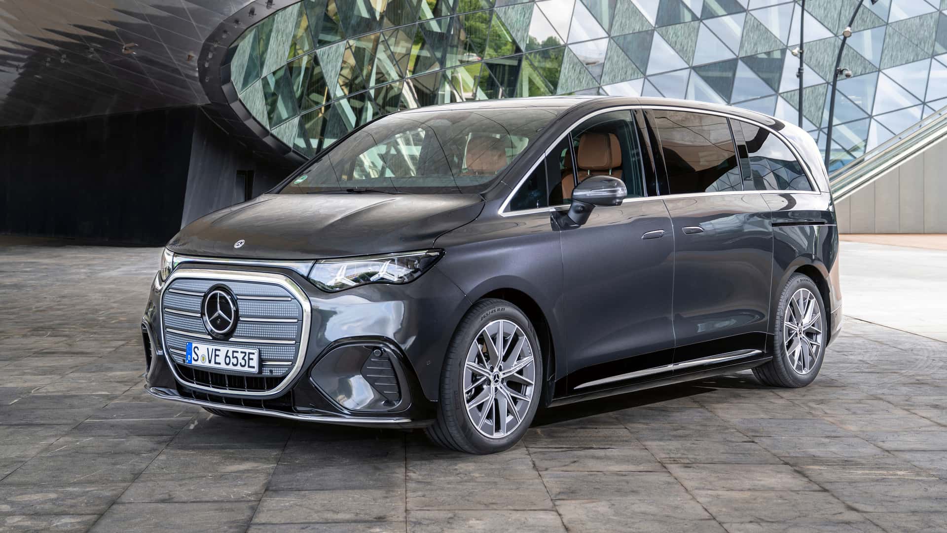 Mercedes VLE jetzt sportlich: AMG‑Line, bis zu 8 Sitze und Preise ab 89.260 € – was Mercedes wirklich damit bezweckt