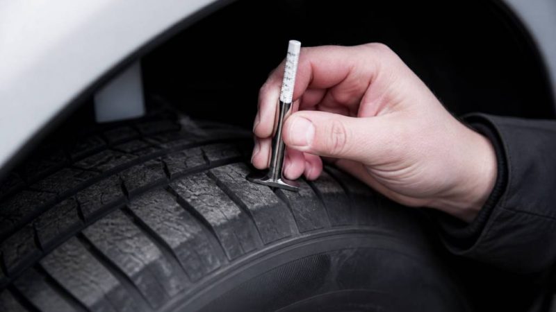Die 6 mm profiltiefe bei autoreifen: sicherheit, gesetzliche grenzen und wechselzeitpunkt