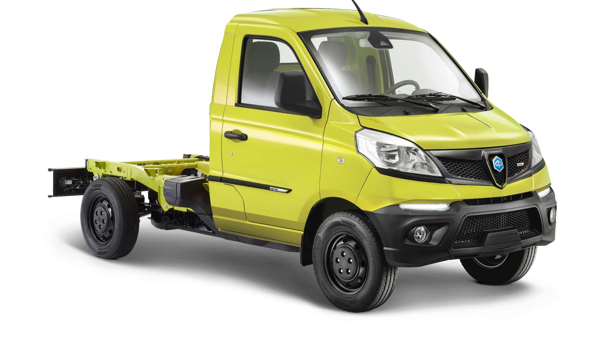 Piaggio bringt zwei Porter zur IAA: Elektro‑NPE für die City und NP6‑Bifuel mit 1.640 kg Nutzlast – welches Modell passt zu Ihrer Flotte?