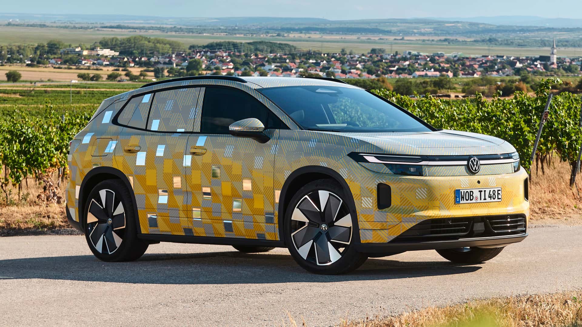 Adieu ID.4 – Volkswagen bringt die neue ID. Tiguan: Das Elektro‑SUV, das Teslas Model Y die Stirn bieten will (erste Details)